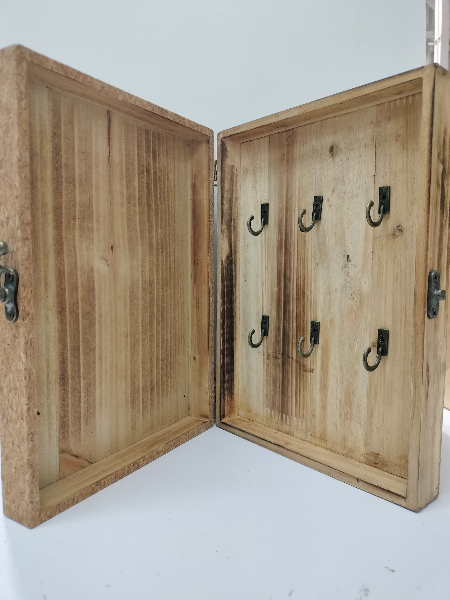 Portachiavi legno e sughero, dipinto a mano